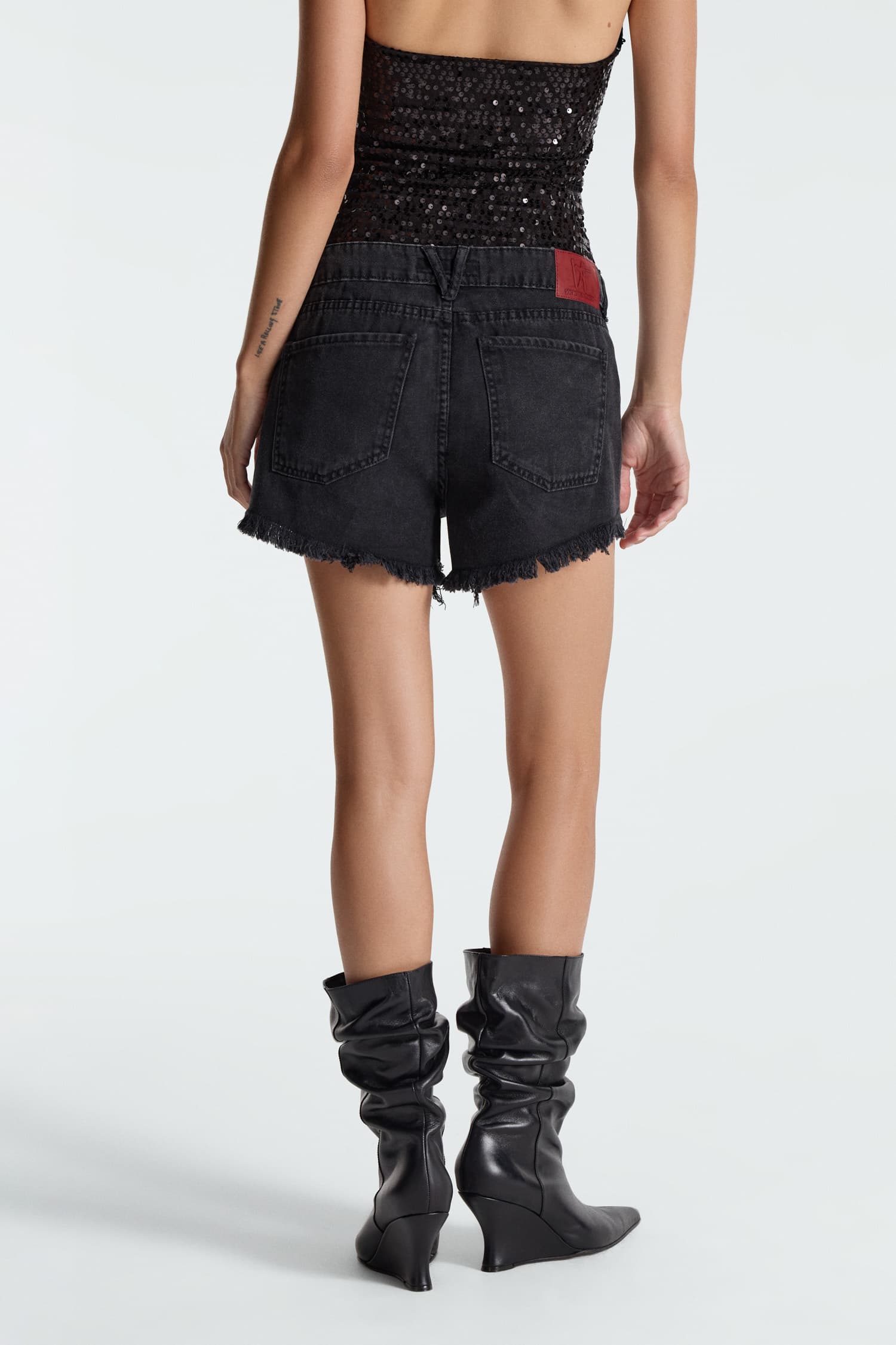 SHORT NOX
