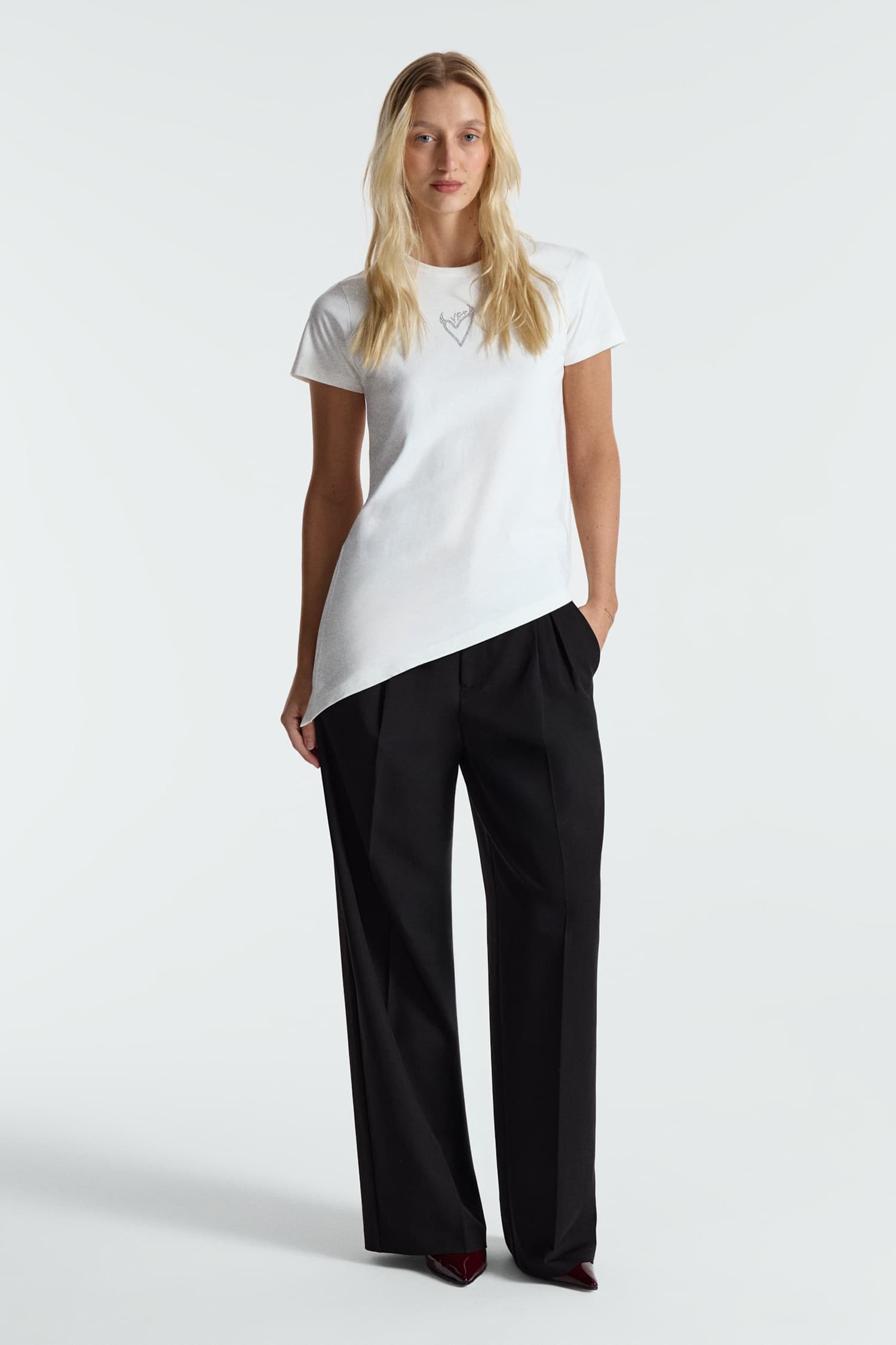 REMERA KNOT